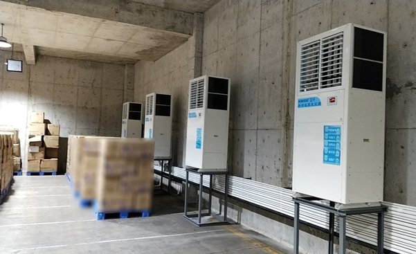 大型雞蛋恒溫倉庫應(yīng)用星科蒸發(fā)冷省電空調(diào)-立式軸流機(jī)組