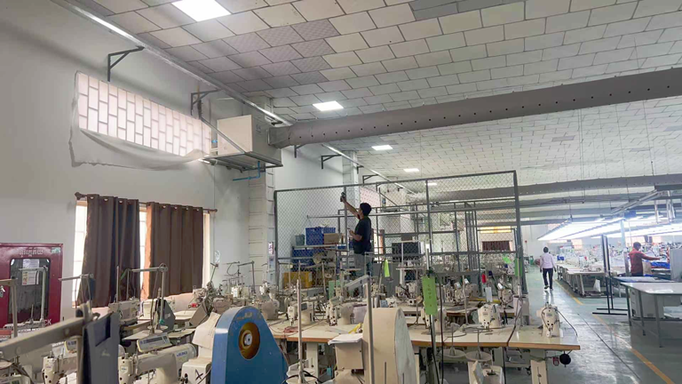制衣廠降溫安裝工業(yè)省電空調-臥式管道機組